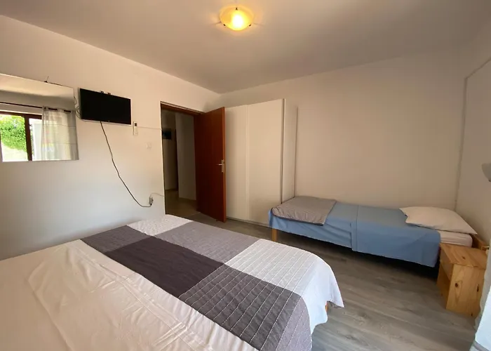 Apartments Lungomare Pula